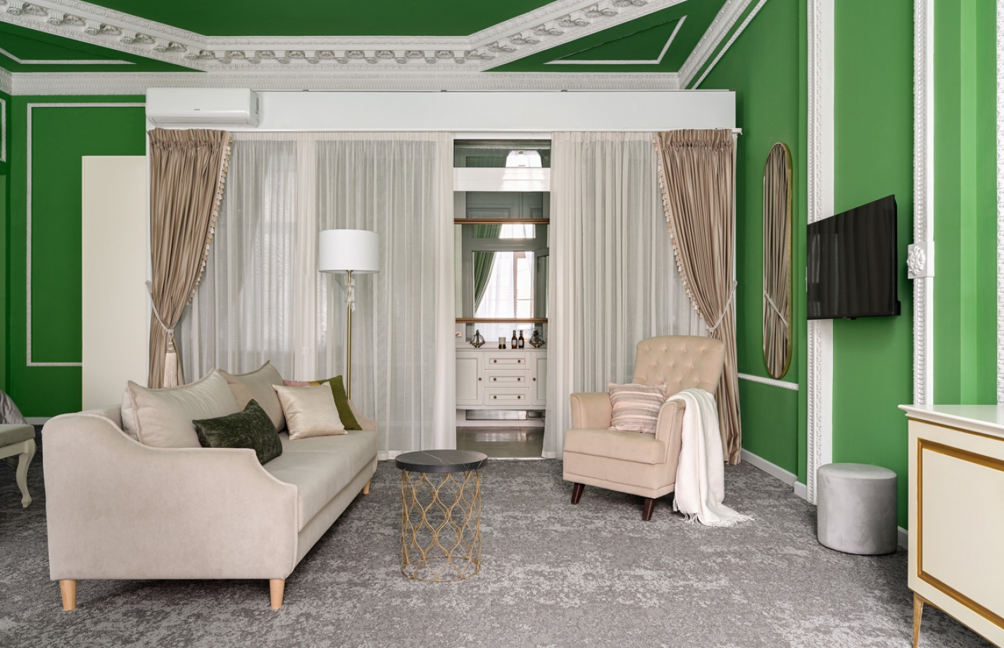 Люкс Шувалов