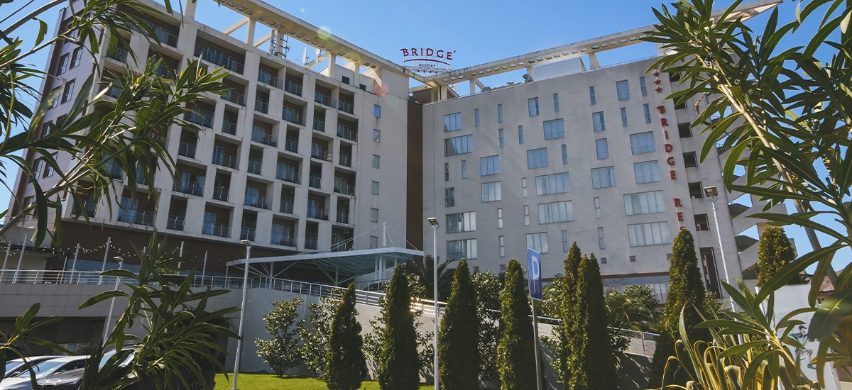 Гостиничный комплекс Bridge Resort