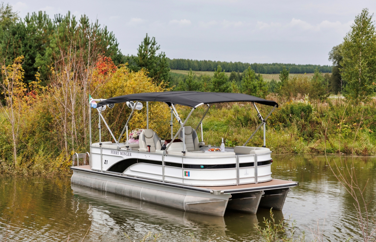 Прогулки на катере по каналам