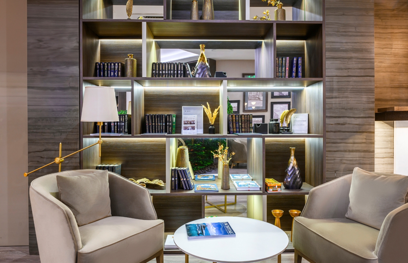 Lobby bar