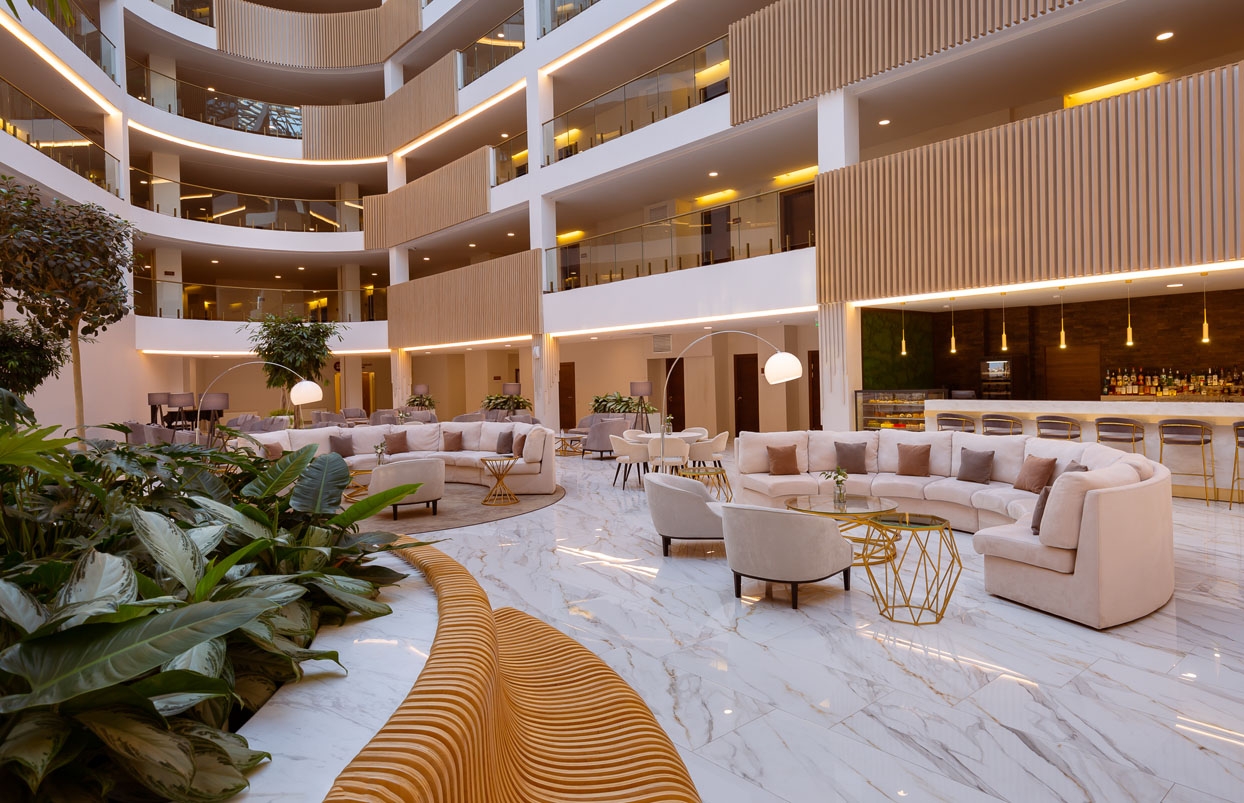Lobby Bar