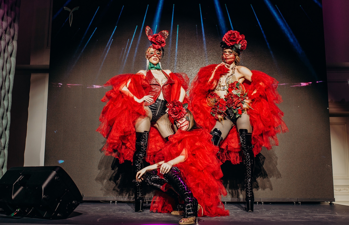 НОЧНОЙ КЛУБ