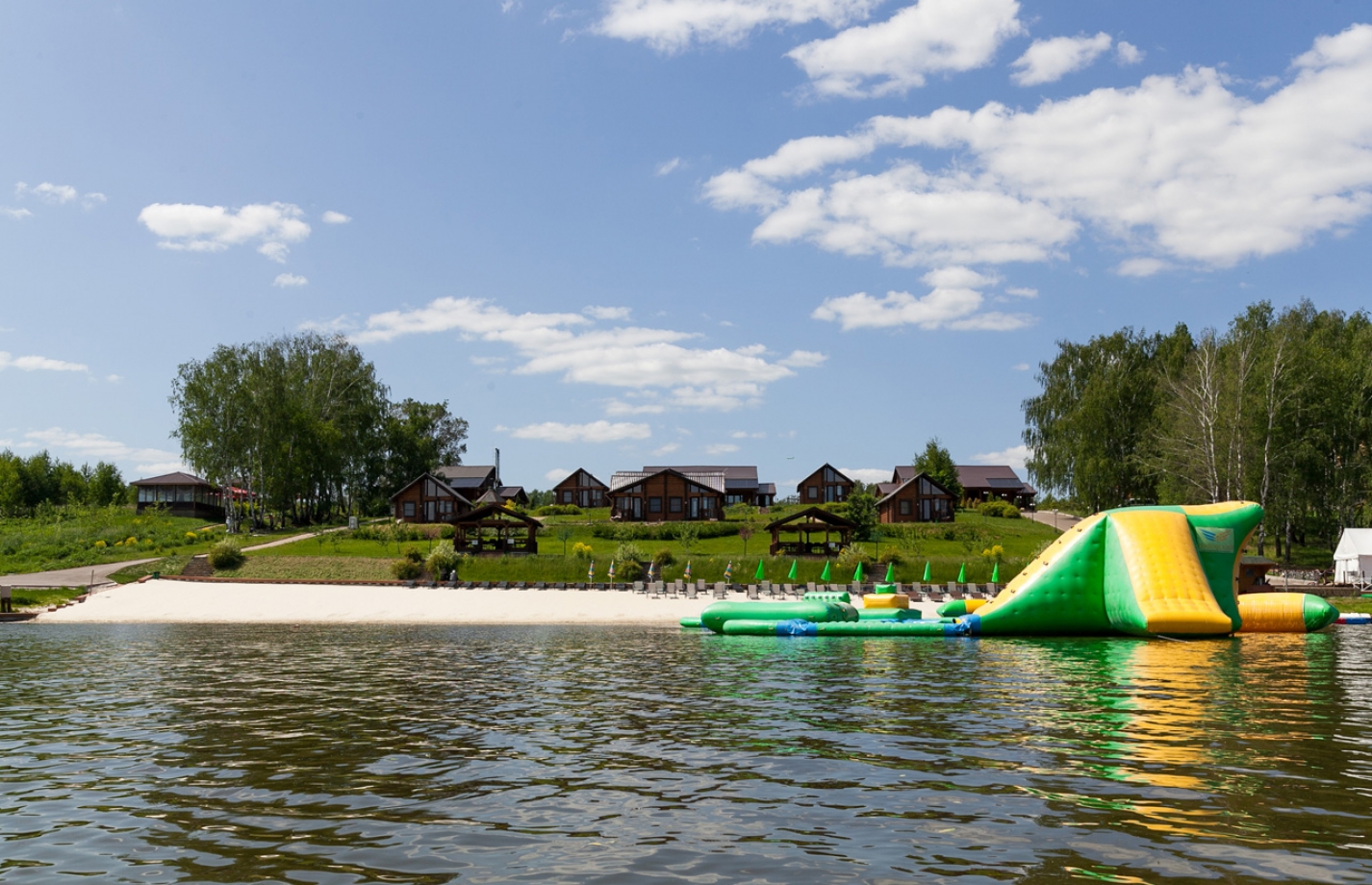 ПЛЯЖ С АКВАПАРКОМ 